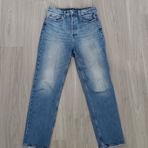 Gap Curvy Cheeky Straight Denim Jeans